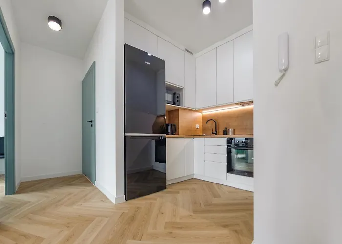 Morelowa, Sun & Snow *